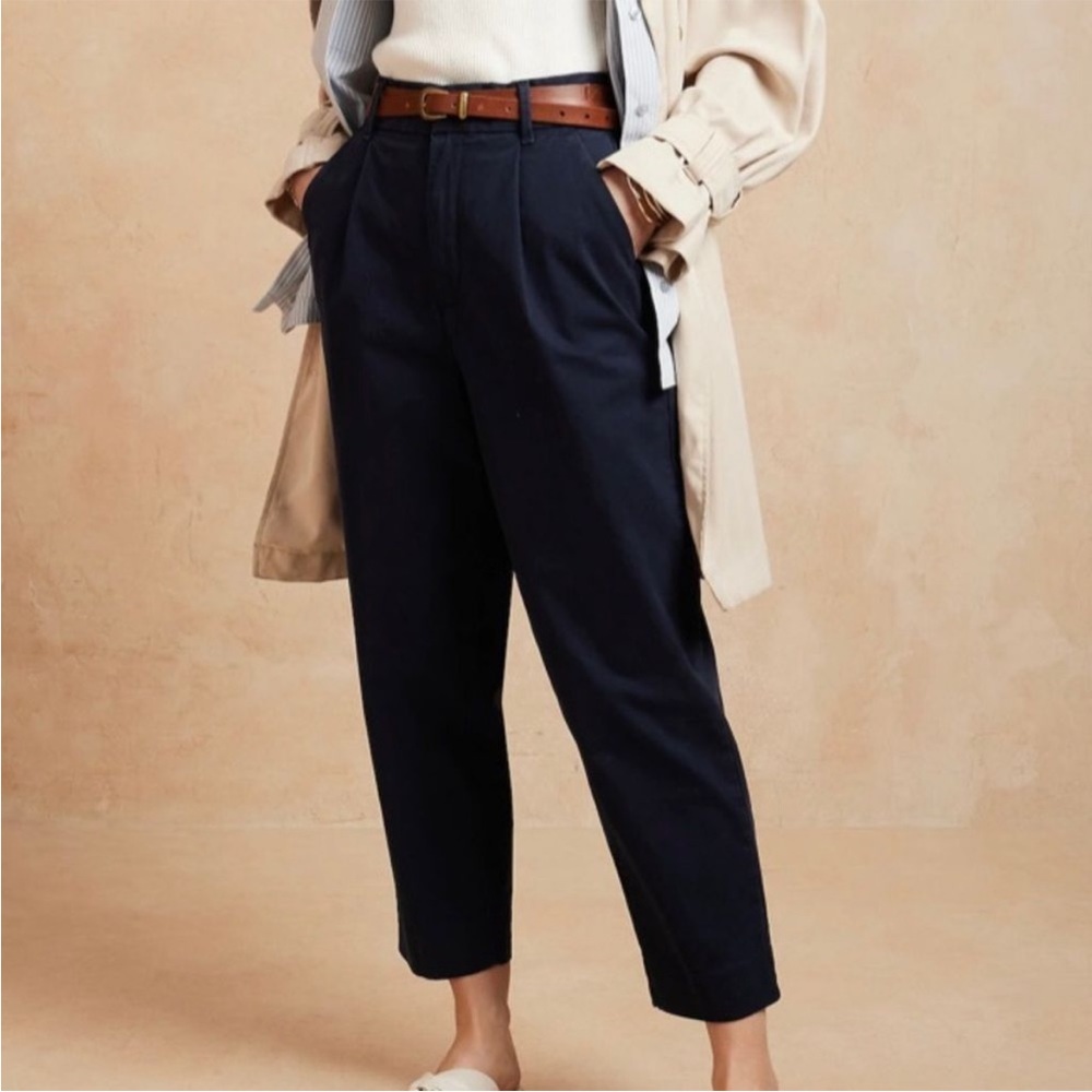 BANANA REPUBLIC High-Rise Crop Chino, PETITE Navy, Size 10 NEW,